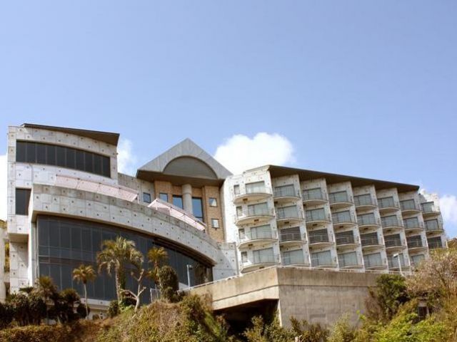 モダンなデザイナーズホテルでのお仕事♪館内も海がモチーフでおしゃれです◎