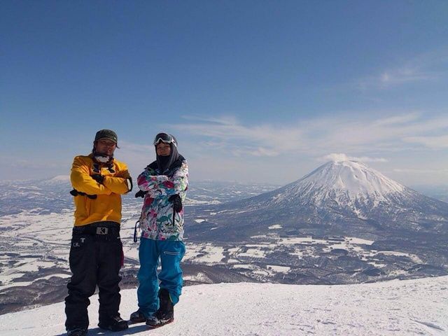 就業先は世界のスキーリゾート地・ニセコ！
海外のお客様が非常に多く留学気分(^^)/