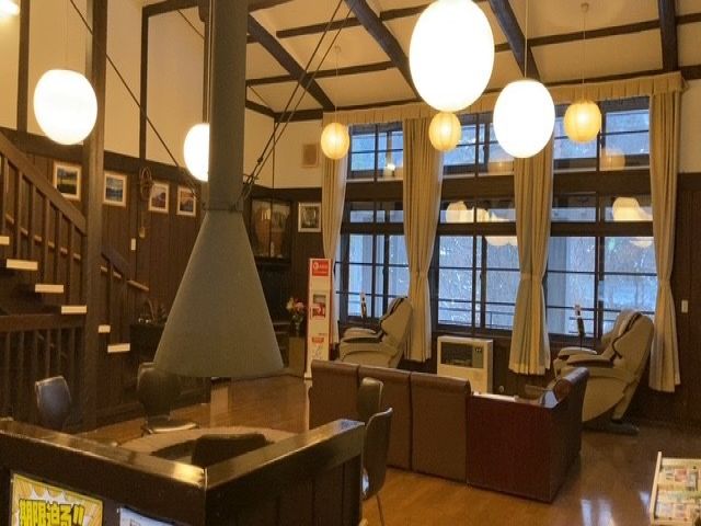 ★職場★
エントランスの雰囲気はこちら♪