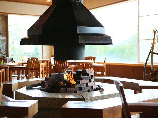 売店でのお仕事!!難しい業務ではないので未経験でも大丈夫!!通しシフトです!!