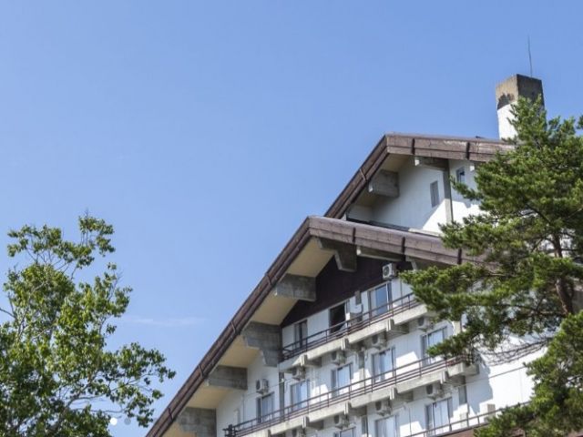 山奥ですが空気も美味しいですし、たまには都会を離れて生活してみるのも楽しいかも!!