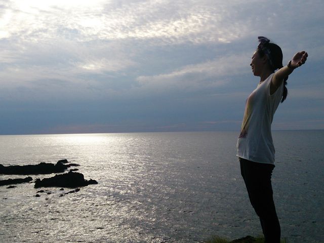 高台から眺める海は凄く気持ちぃ～♪この後真っ赤に染まる綺麗な夕日が見えました！