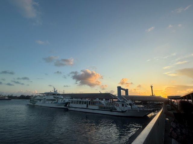 お休みの日は離島巡りへGo！！担当のおススメは小浜島です・・・