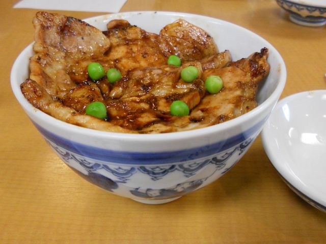 豚丼に新得そばにスイーツに…♪十勝グルメは最強です（＾ｖ＾）