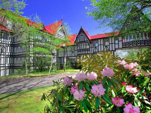 北軽井沢にある人気ゴルフ場でのお仕事！！