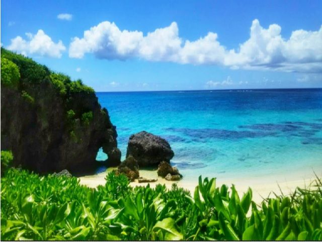 やっぱり海は綺麗♪宮古島には山も川もないので、土などが流れず綺麗なんです。