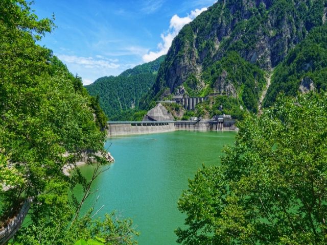 有名な黒部ダムです！お休みは観光も(^▽^)