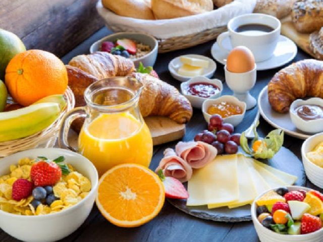 新鮮な海の幸が自慢の美味しいビュッフェ★