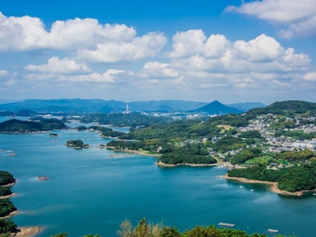 海と山の豊かな自然と、歴史ある異国情緒の交わう都市機能が調和したコンパクトシティ・長崎市。