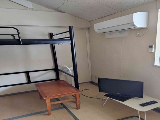 敷地内の従業員寮！