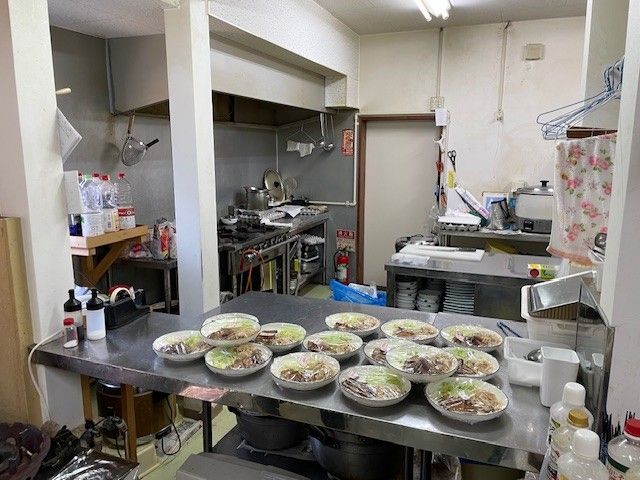 1食300円で賄いを食べることが出来ます！