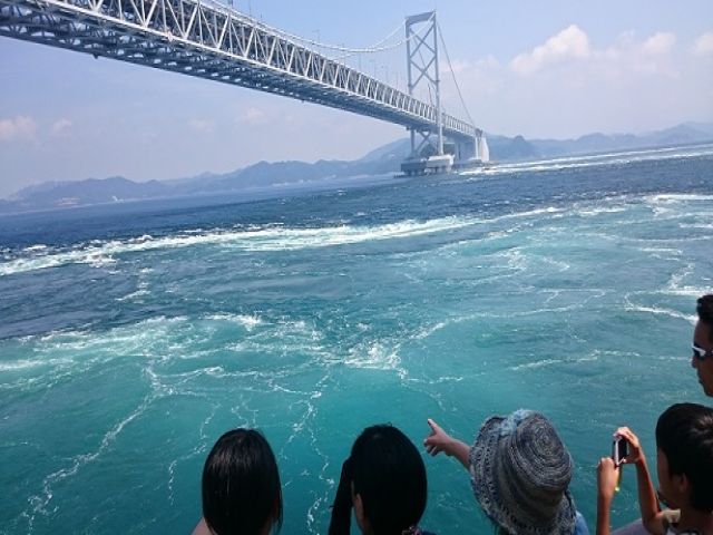 鳴門の渦潮も観光名所の一つです！