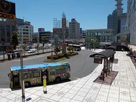 最寄り駅まで徒歩15分程になります！