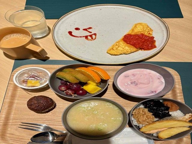 毎日美味しいバイキングが召し上がれます・・・！