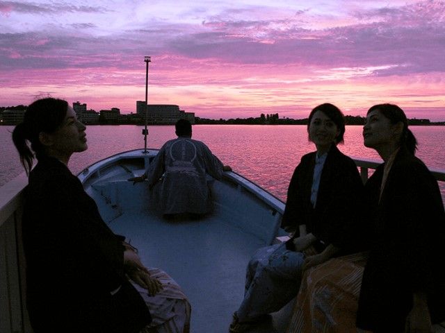 遊覧船に乗ってみませんか？