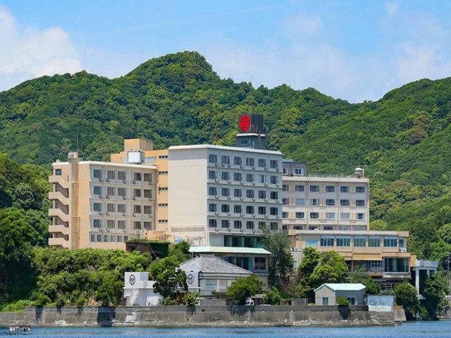 ＼高時給なのに働きやすさ抜群／
大手系列ホテルで高時給◇きれいな海をみながら稼ごう!!