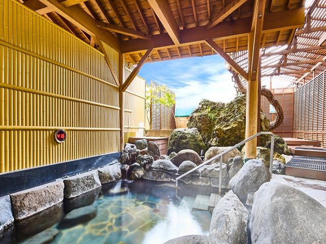 露天付き大浴場の他、サウナ、岩盤浴もあります♪