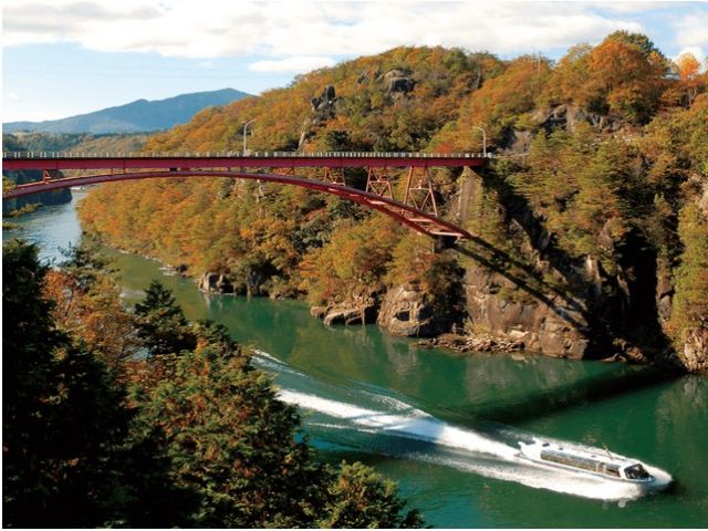 自然豊かな恵那峡でのお仕事です☆
名古屋駅まで1時間なのも魅力！