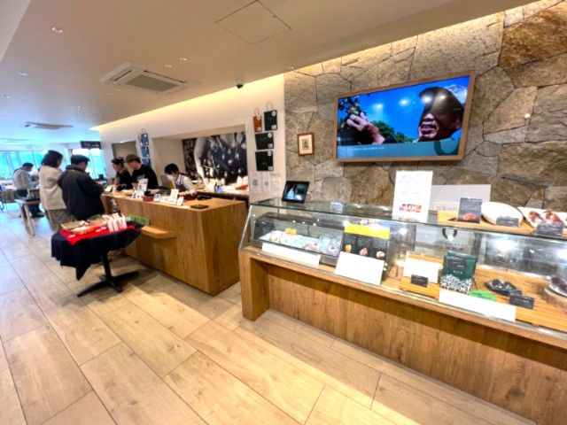 カフェレストランでのお仕事です☆