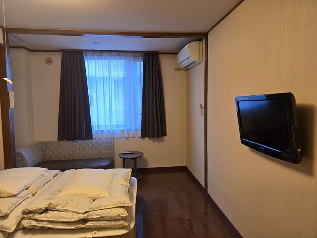 寮は館内寮またはホテル向かいの社員寮を利用できます（写真は館内寮）