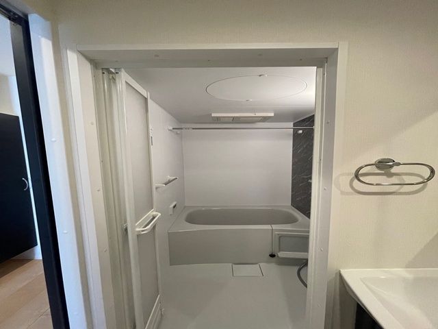 お風呂トイレ別！ゆっくり過ごせます☆
