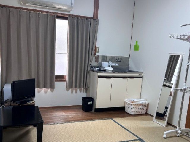 寮は築年数は経ってますが、全く問題なく利用いただけます。