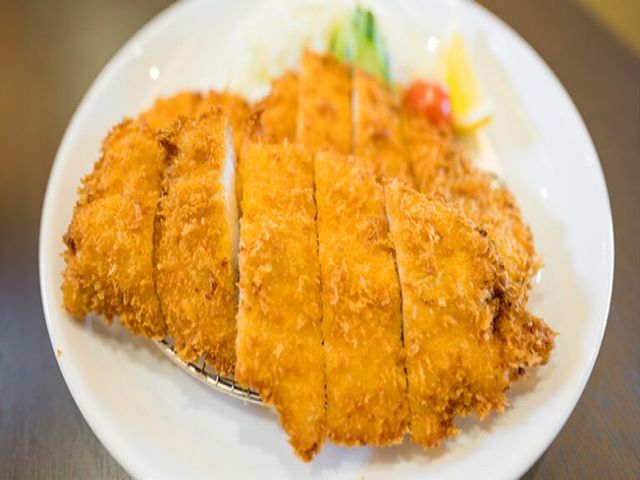スタッフ特典で館内メニューが半額で食べれちゃいます☆