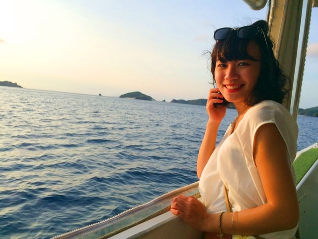 最寄り駅からは高速船に乗っての移動です。
天気がいいと、遠くまで景色がきれいに見えます。