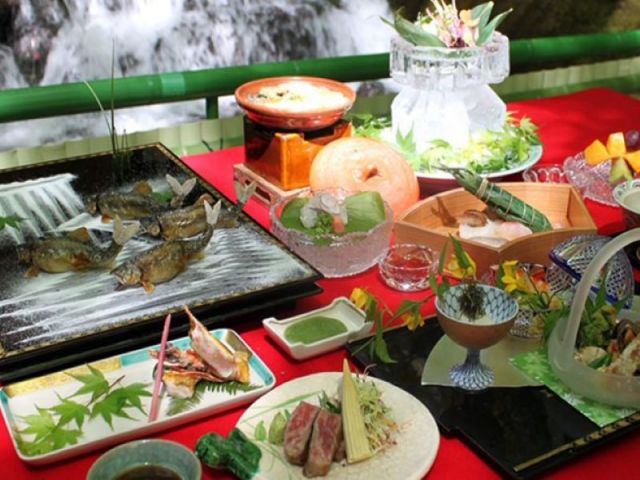 ご提供いただく会席料理です♪