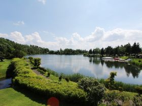 雄大な蓼科エリアへようこそ！
標高も高く避暑地として人気のエリアになります。