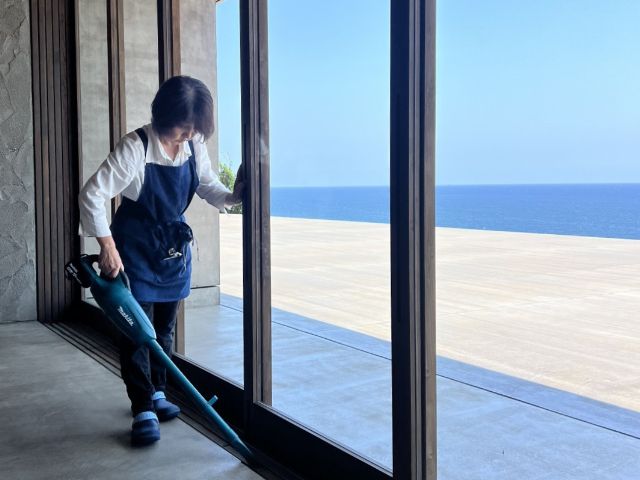 海を眺めながらお仕事することができます。