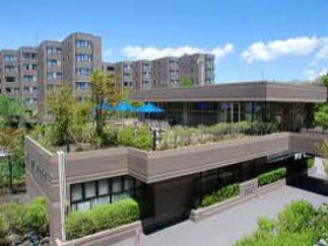 大きなホテルで売店のお仕事です！