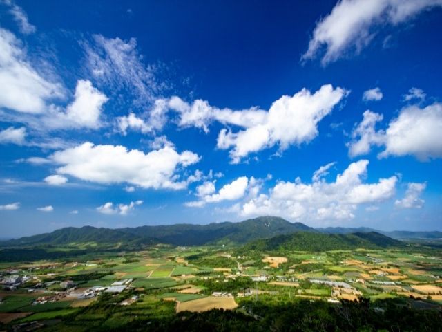 八重山地方ならではの自然・魅力を感じれます！