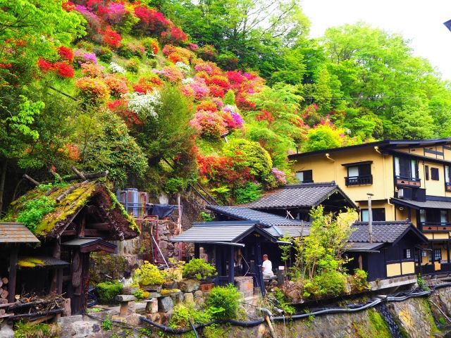 人気の温泉地【黒川温泉】でのリゾバ！アットホームな旅館でお仕事いかがですか！