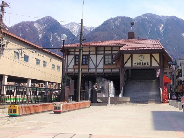 駅は温泉街と隣接しており休日も行動しやすいです!!
観光もたくさんできちゃいます☆