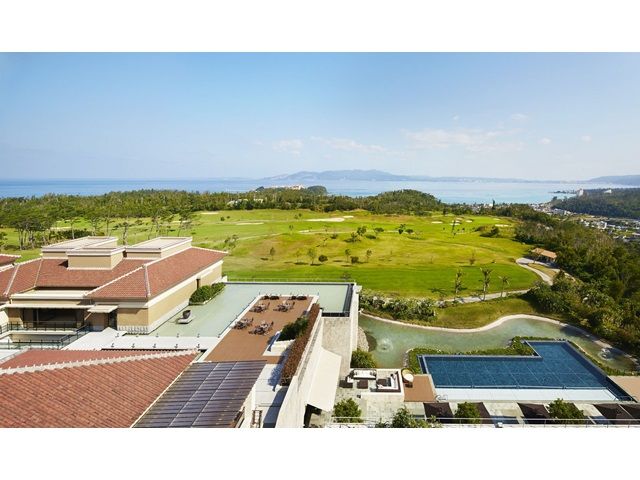 職場近隣は、沖縄本島屈指のリゾート地です。