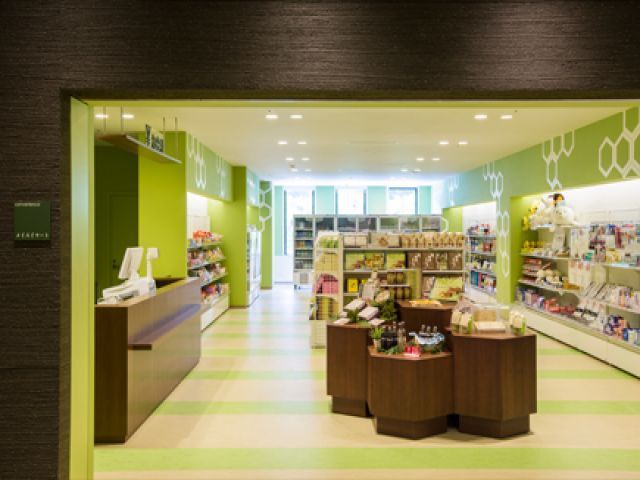 系列施設にコンビニあり！