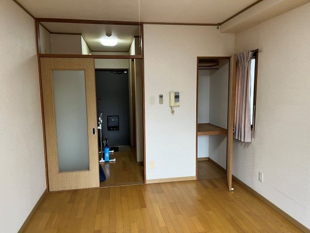 綺麗な１R寮ですよ