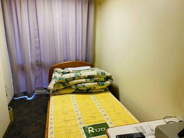 寮は徒歩圏内！和室と洋室があります☆