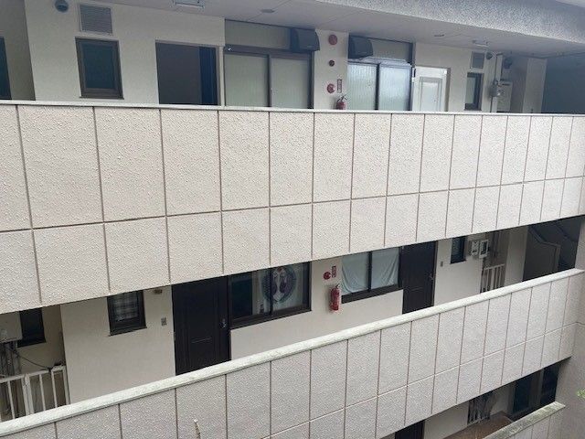 【寮外観】
