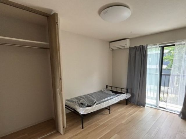 寮：広々とした個室寮
