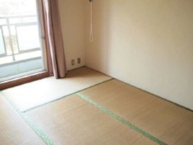 寮内①畳のお部屋です
