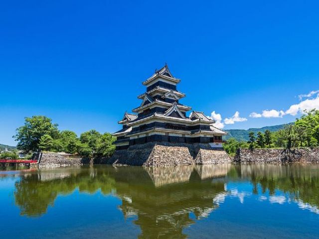 ☆国宝松本城☆
休日は市街地まで出て観光名所も周るのもオススメです♪