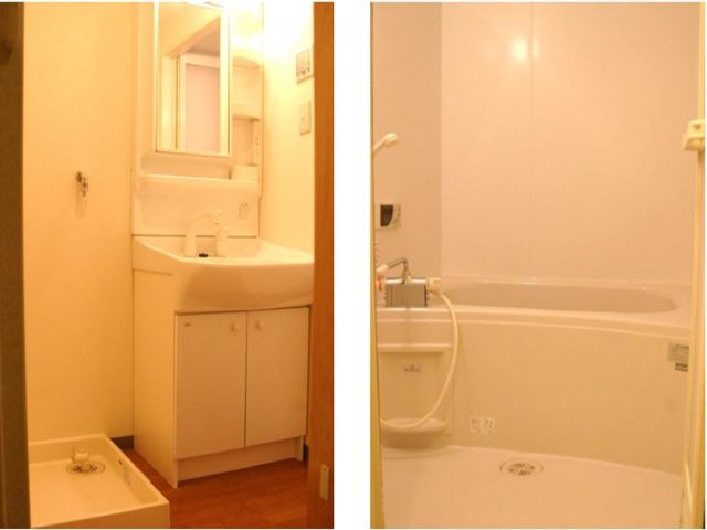 寮のお部屋は広々3DKをルームシェアです。
洗面やお風呂はこんな感じです。