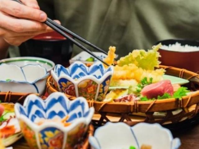 【懐石料理】