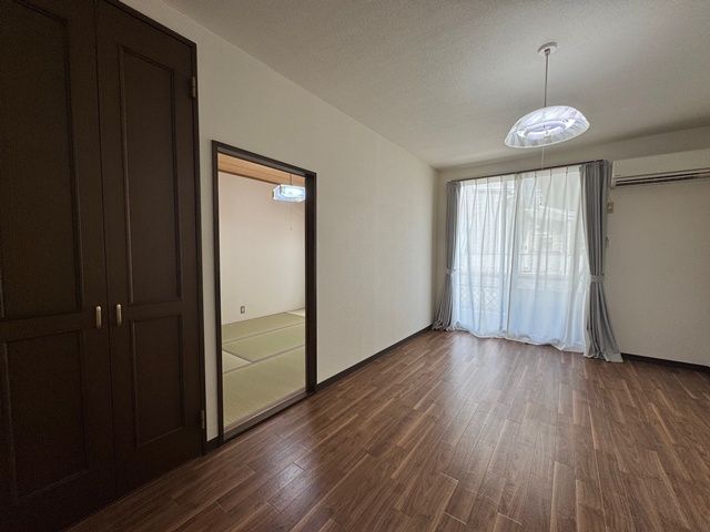 アパートの寮は完全個室で広々1LDK！
