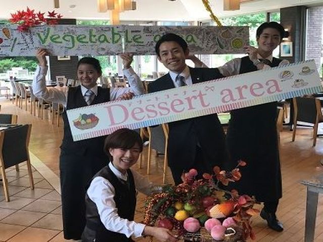 制服イメージ！皆さん楽しく頑張ってます。