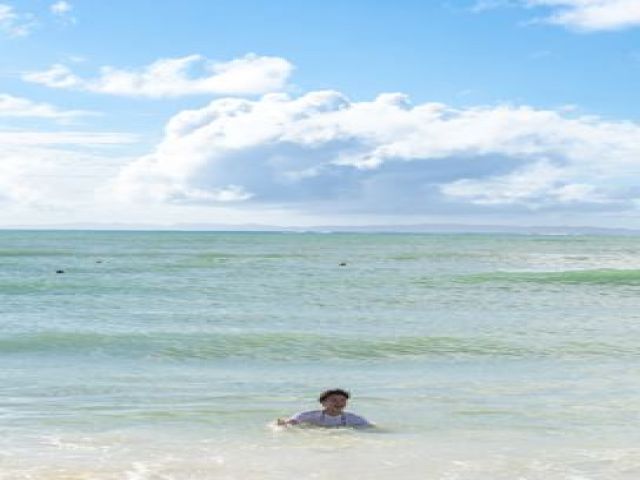 ホテルからは綺麗な海が毎日見られます！運が良ければサンセットも！