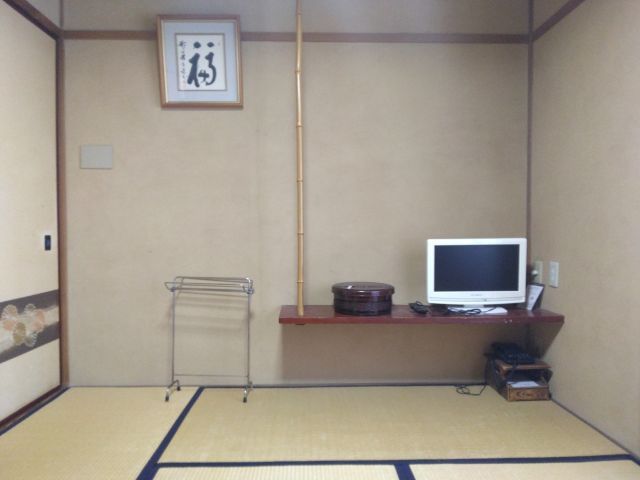 和室の個室になります。
寝具は布団です♪