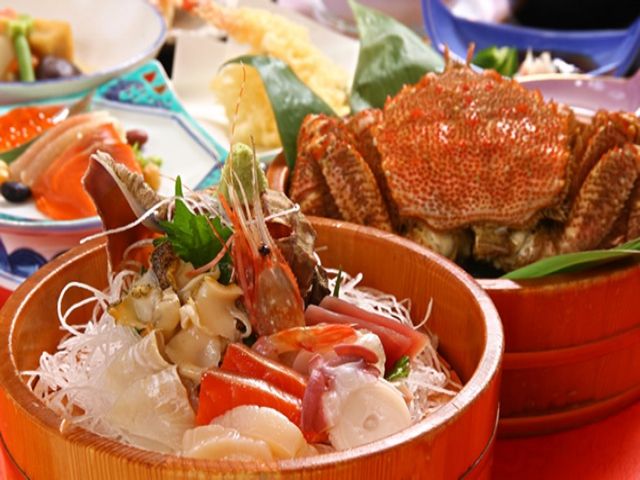 港町の一角にあります！豊富な海産物をお客様にご提供しましょう！